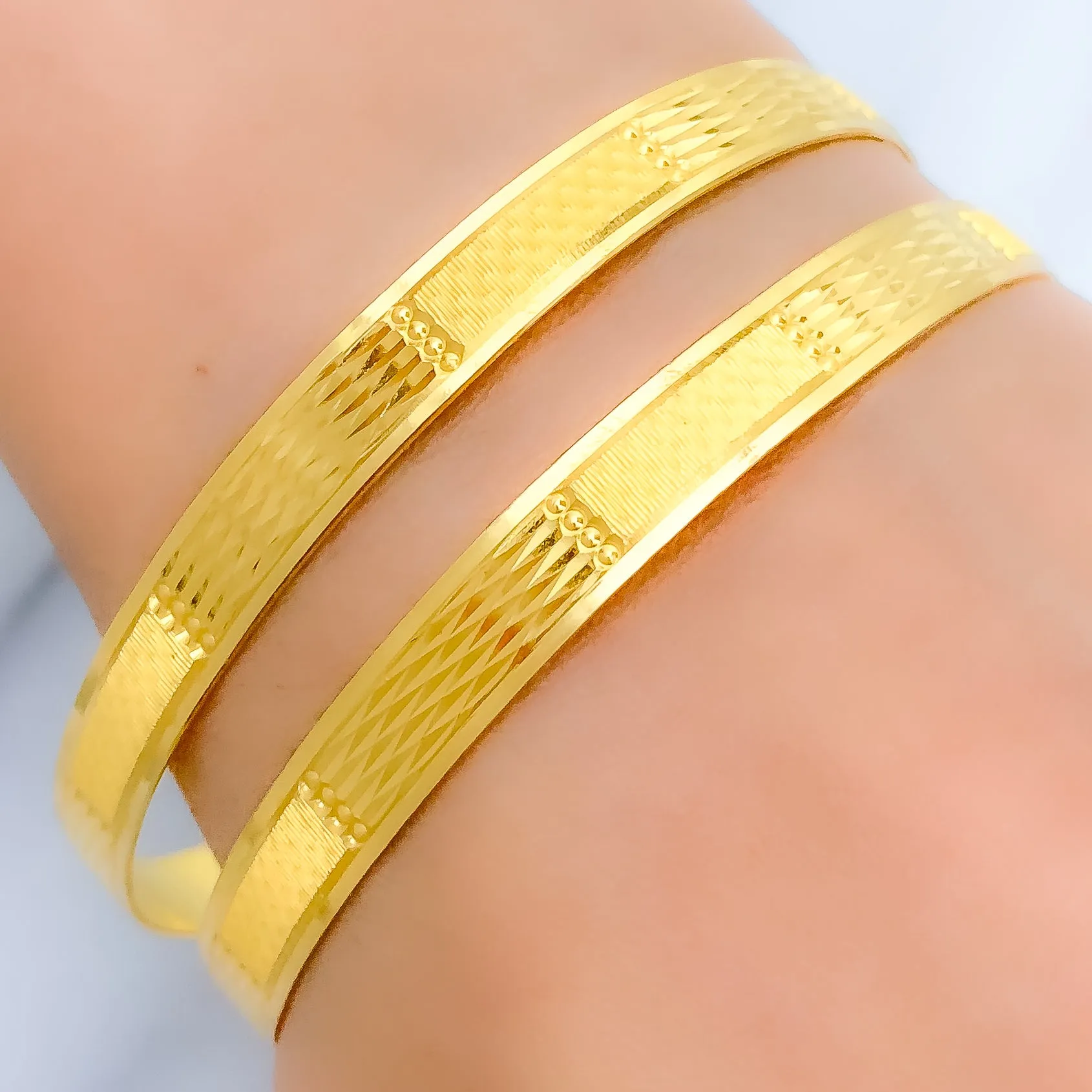 Alternating High Finish Bangle Pair