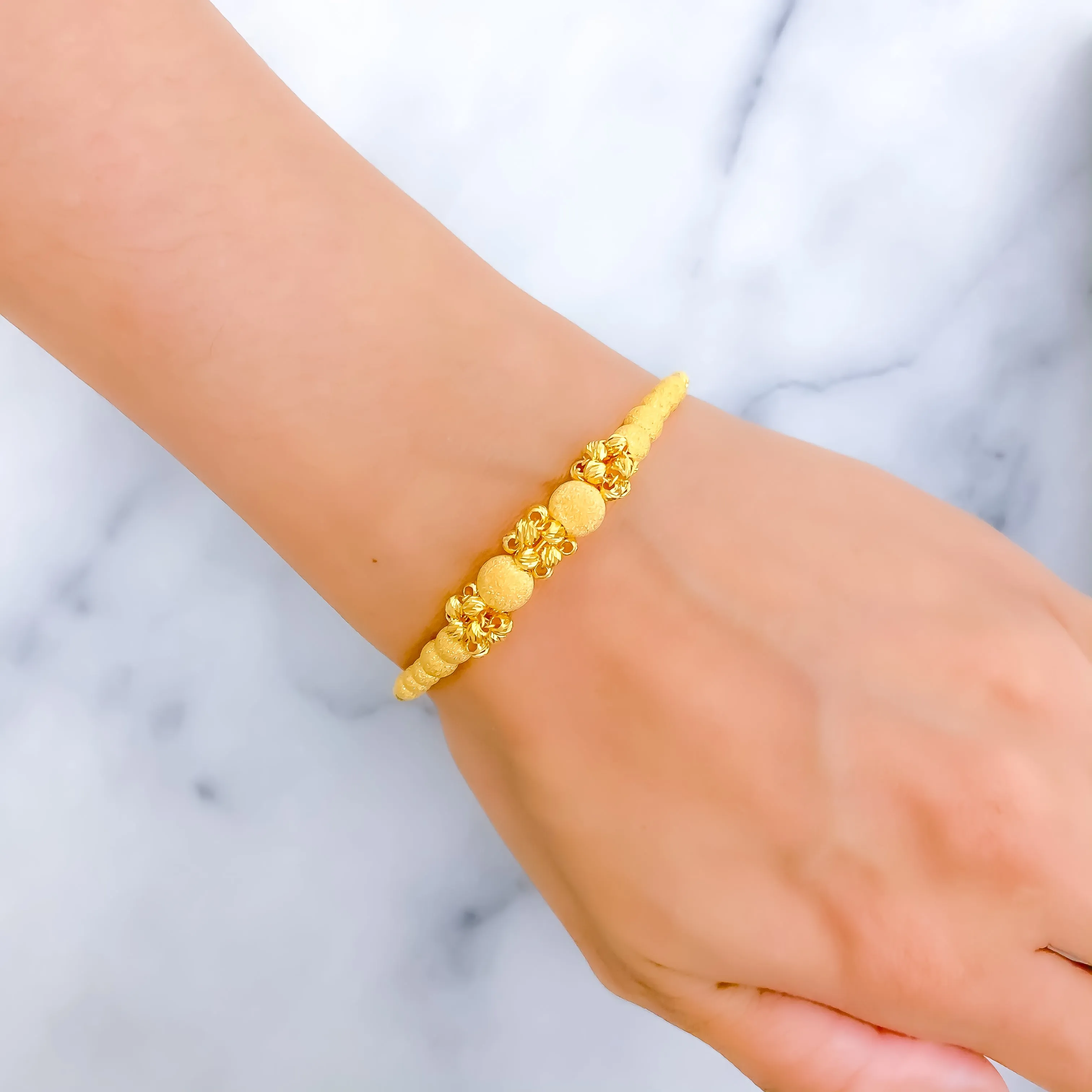 Alternating Popcorn Orb 21K Gold Bangle Bracelet