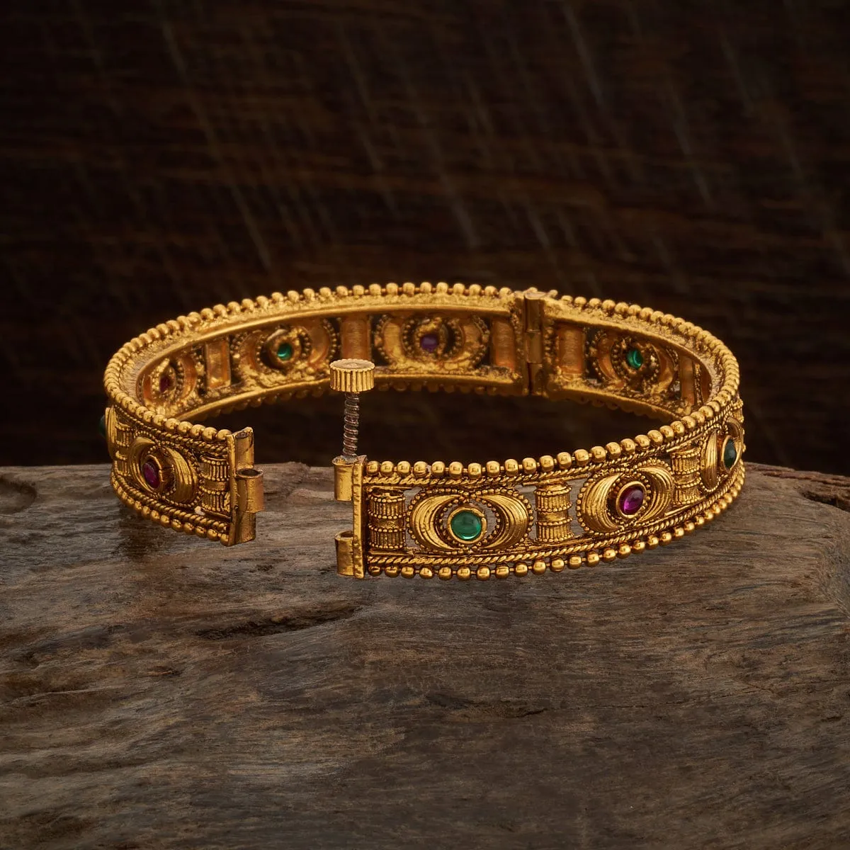 Antique Bangle 165897