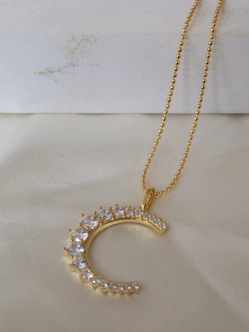 APOLLO CRESCENT NECKLACE