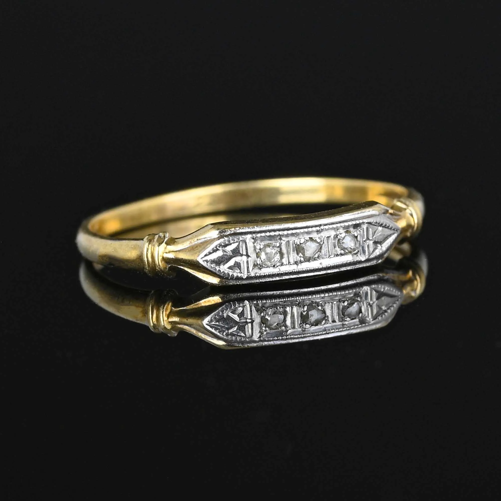 Art Deco 14K Gold Diamond Wedding Band Ring