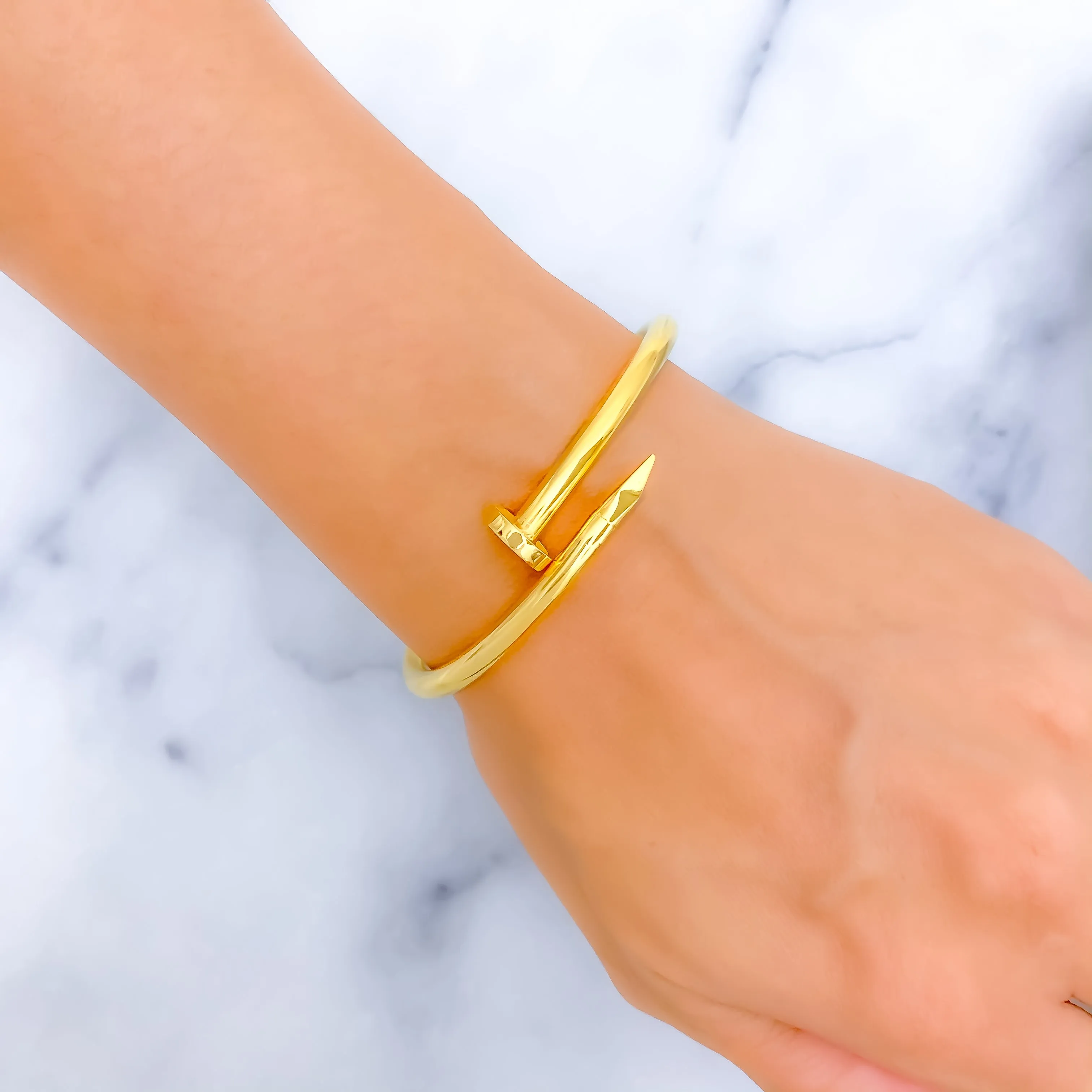 Attractive 21K Gold Thick Nail Bangle Bracelet