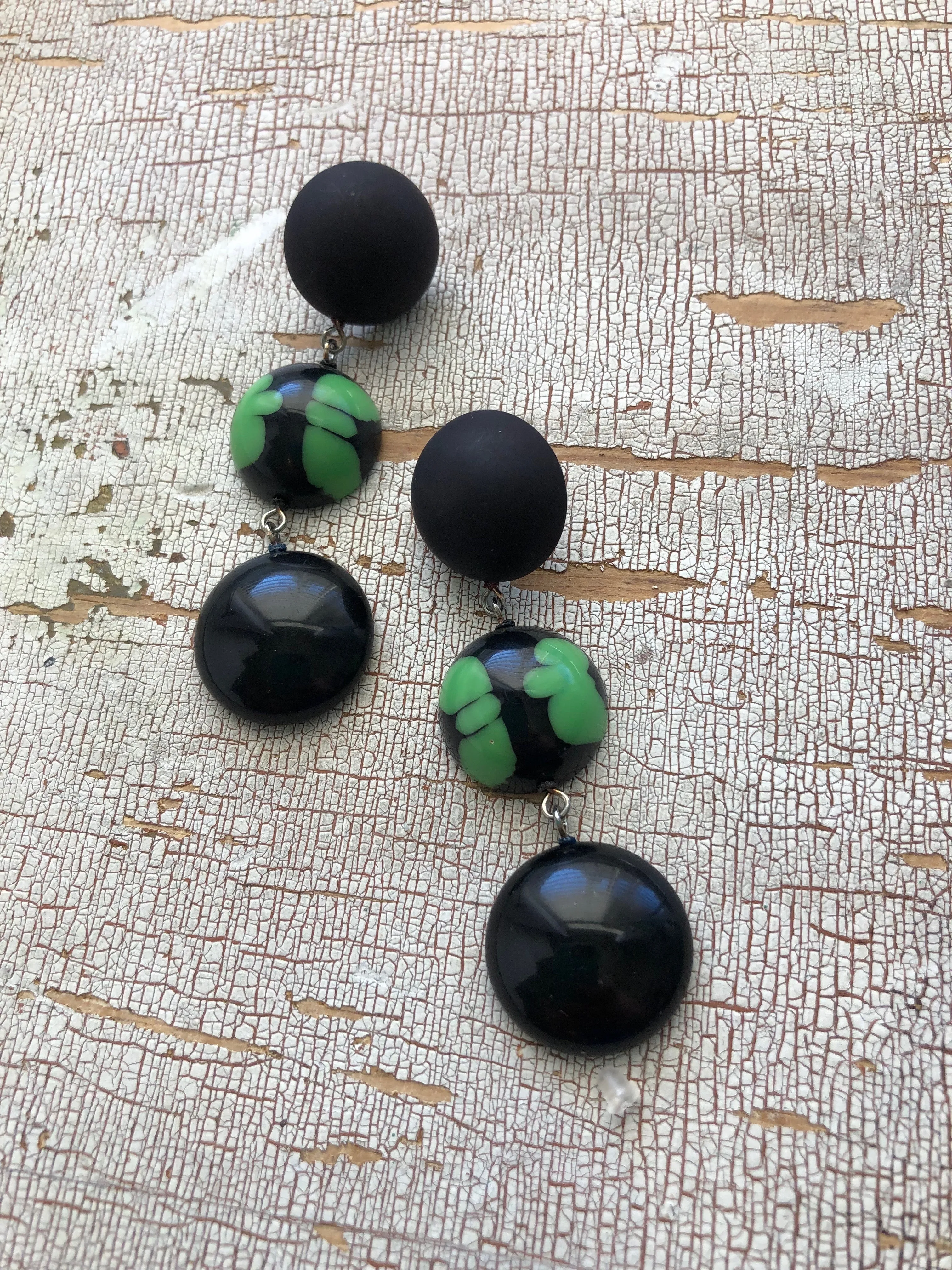 Black & Kelly Green Batik Tri Dot Drop Earrings