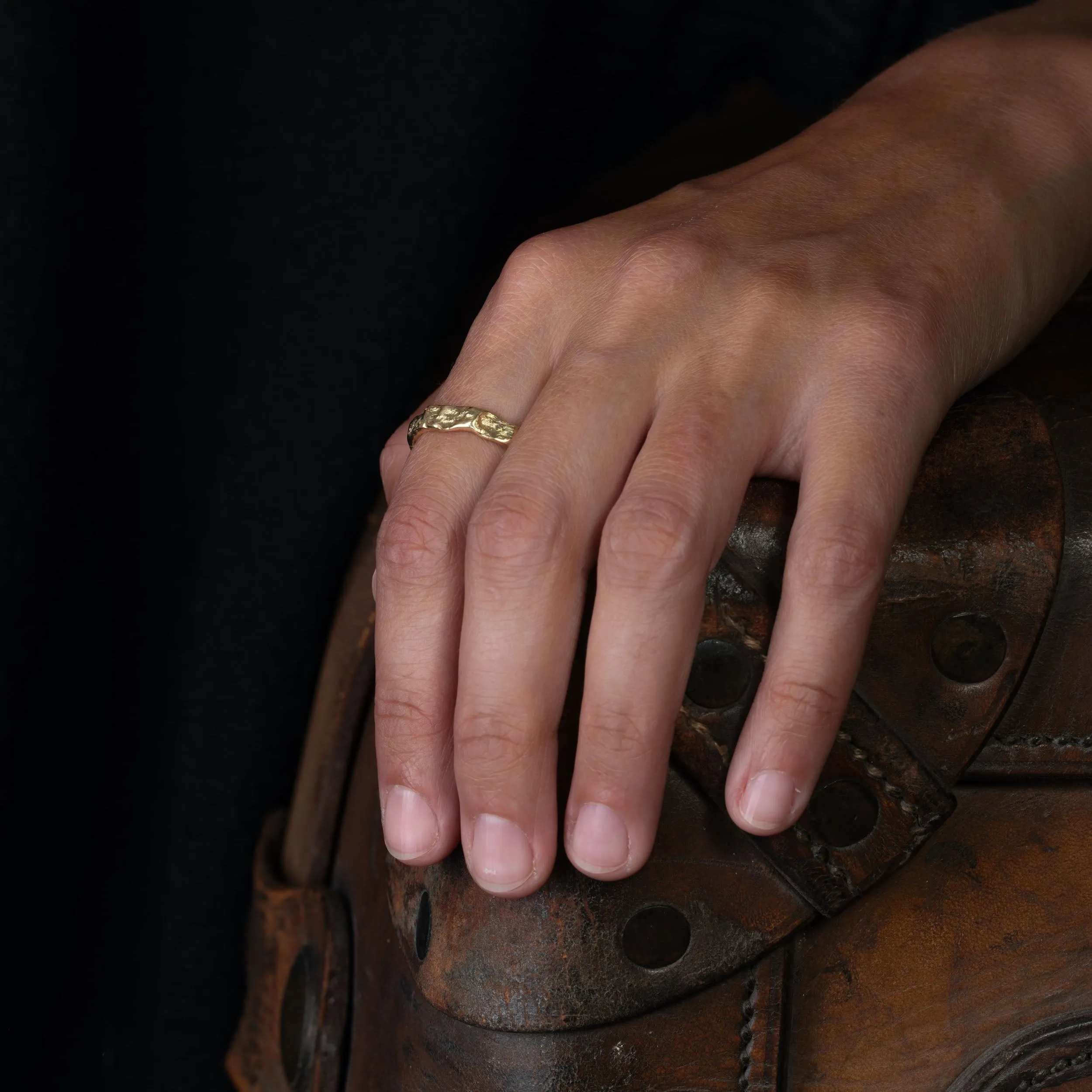 Cockle Medium Ring 18ct Gold