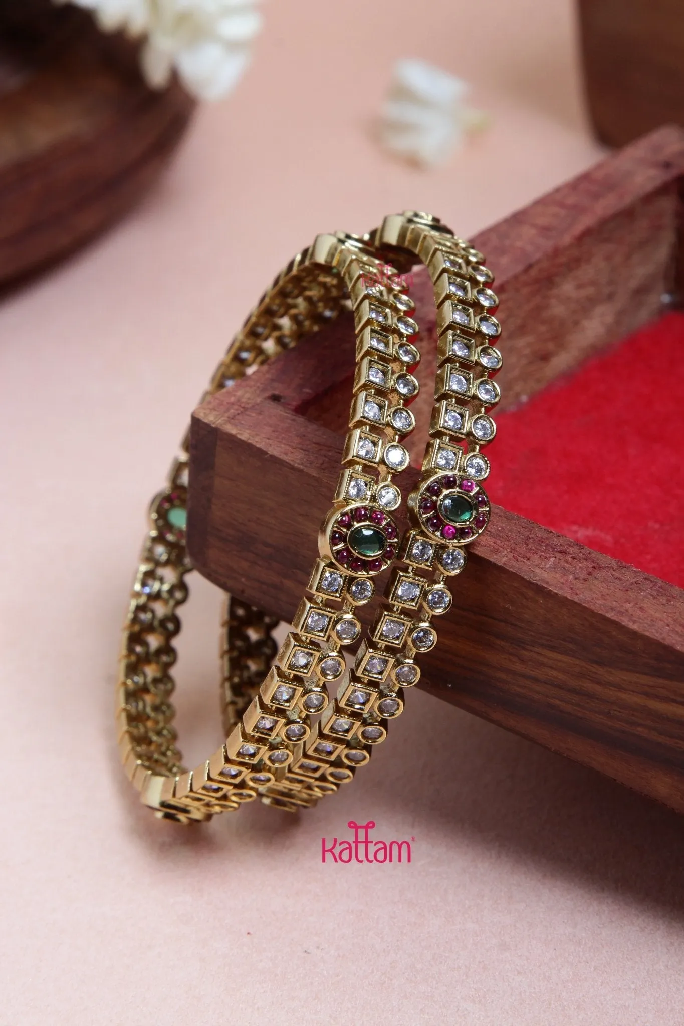 Elegant Festive Stone Bangle