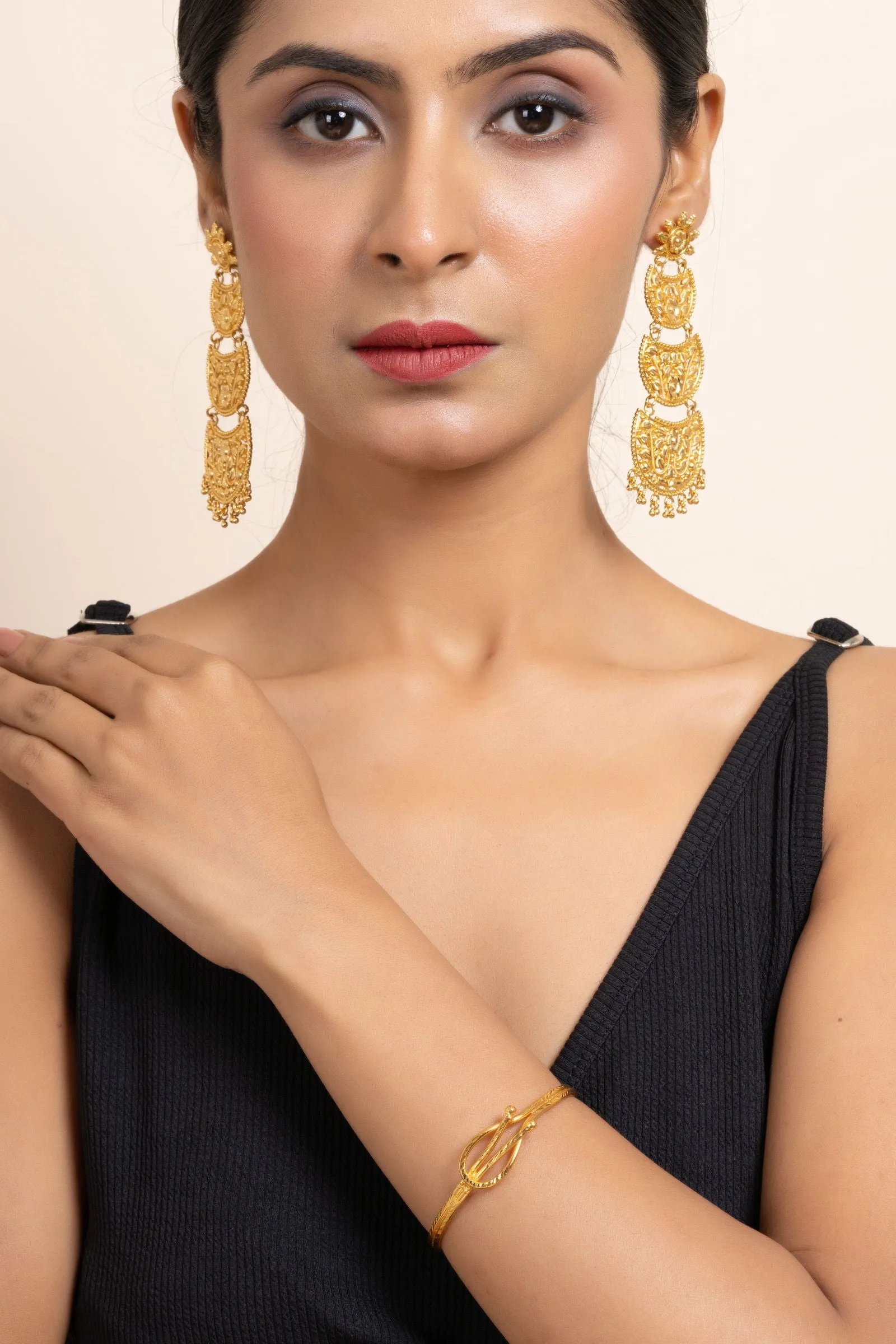 Gold Plated Twisted Noa Bangle - Copper Jewelry, Non-Allergic, Elegant Design for All Occasions