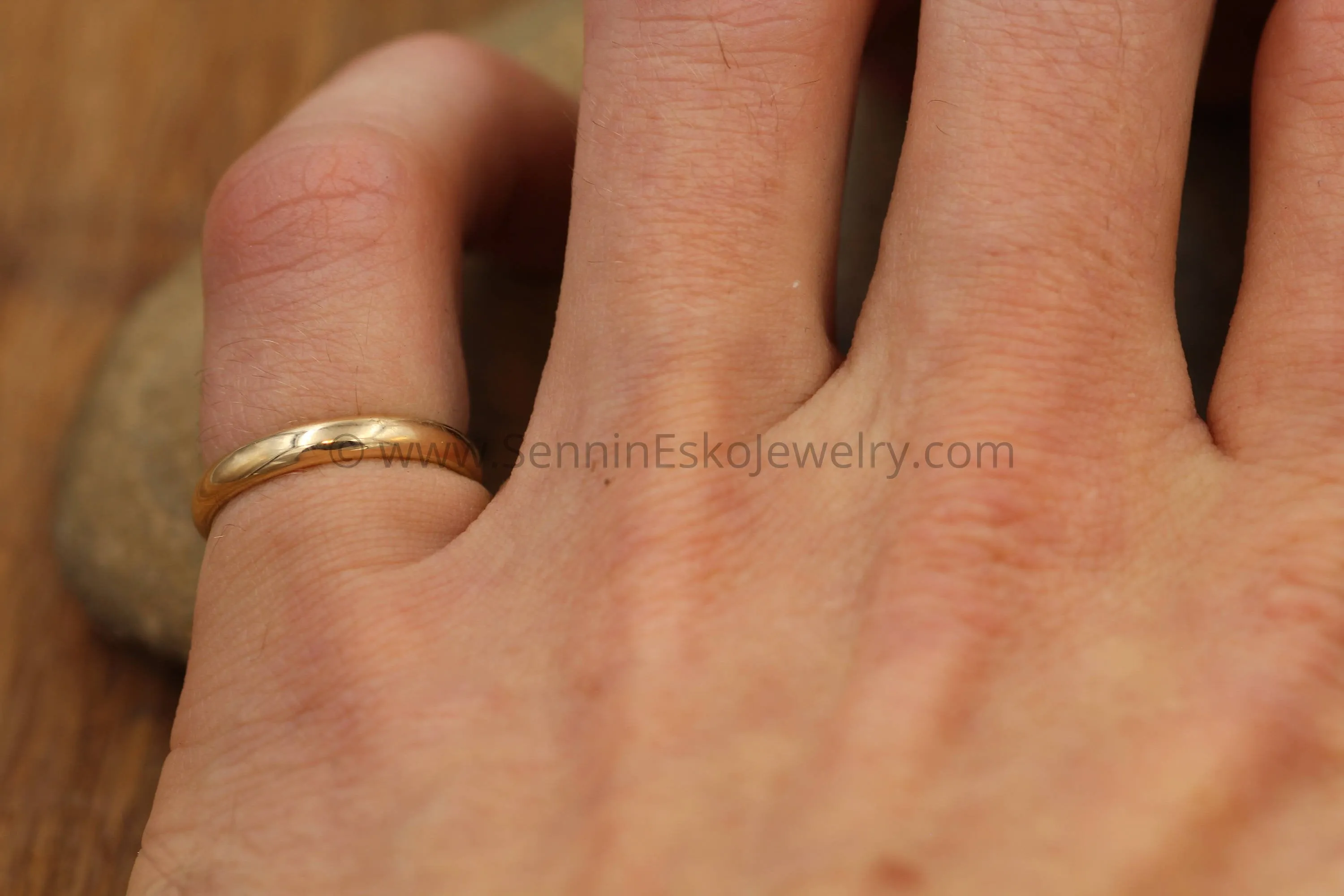 Half Round 3x1.5mm 14kt Yellow Gold Band - Glossy Finish