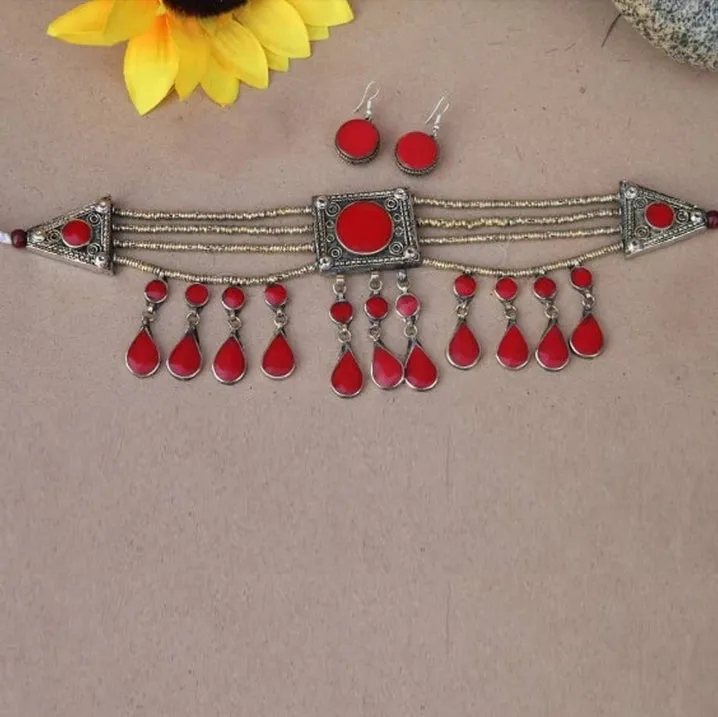 Kuchi Choker With Stones and Earrings Jewelry Set