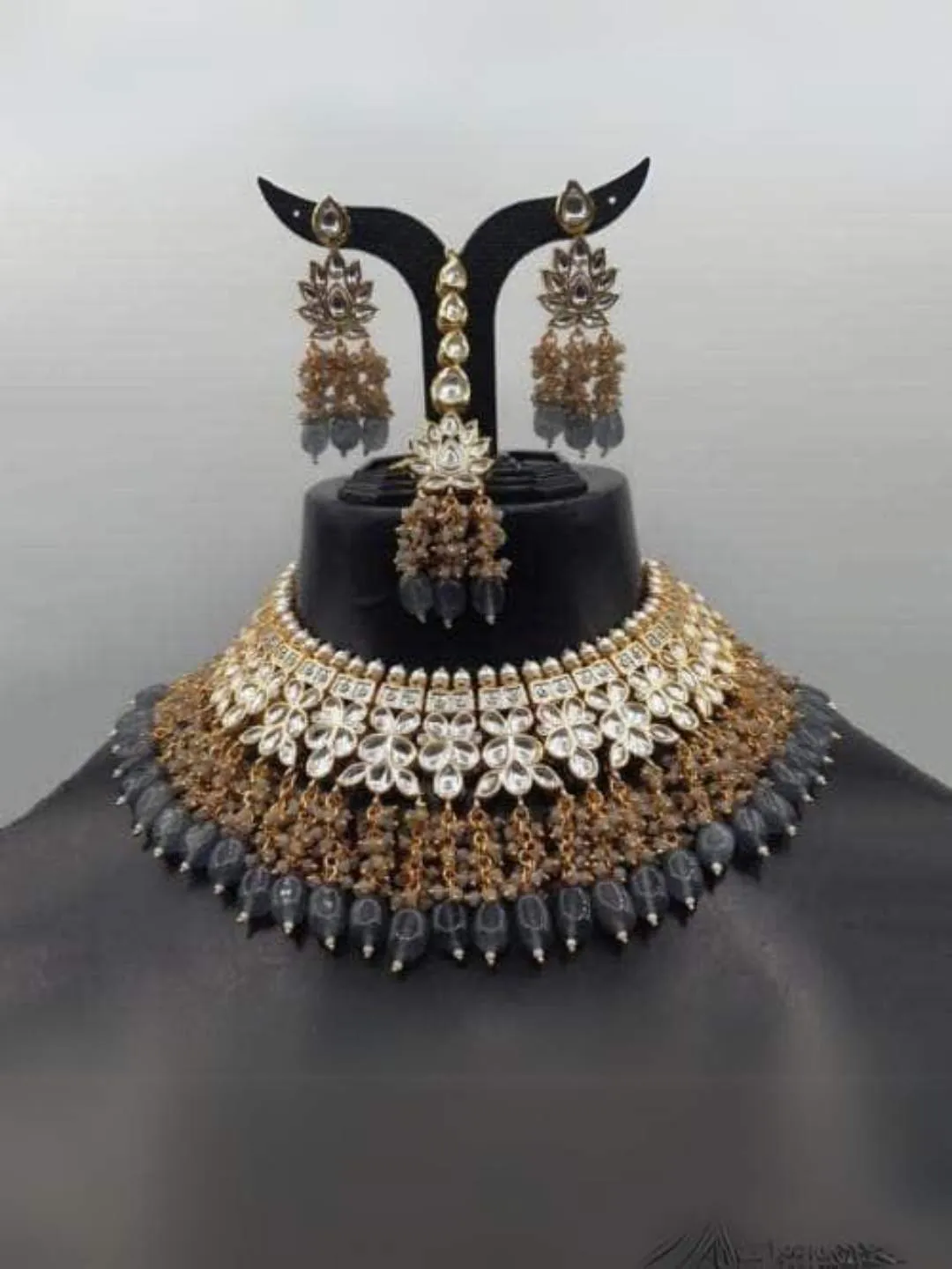 Kundan Choker Coral Tassel Necklace Set