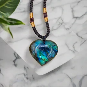 Labradorite Dragon's Heart Necklace – Mystical Healing and Mental Clarity