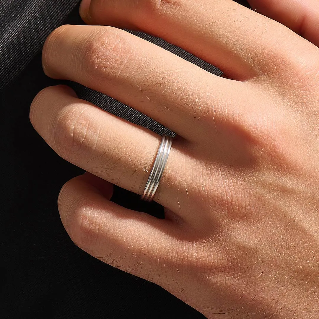 Lined Band Ring in Silver