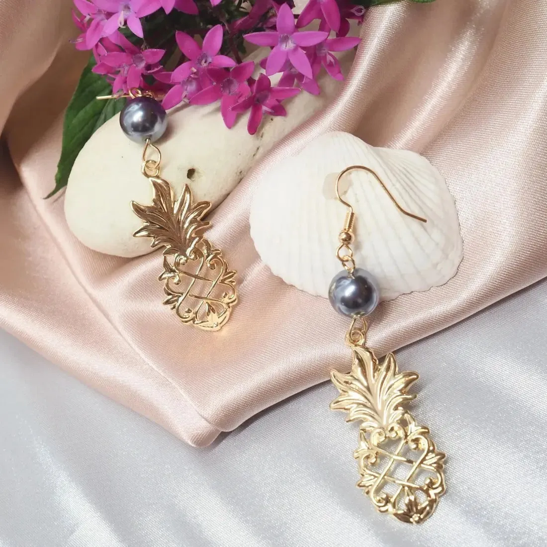 Royal Pineapple Drop Earrings