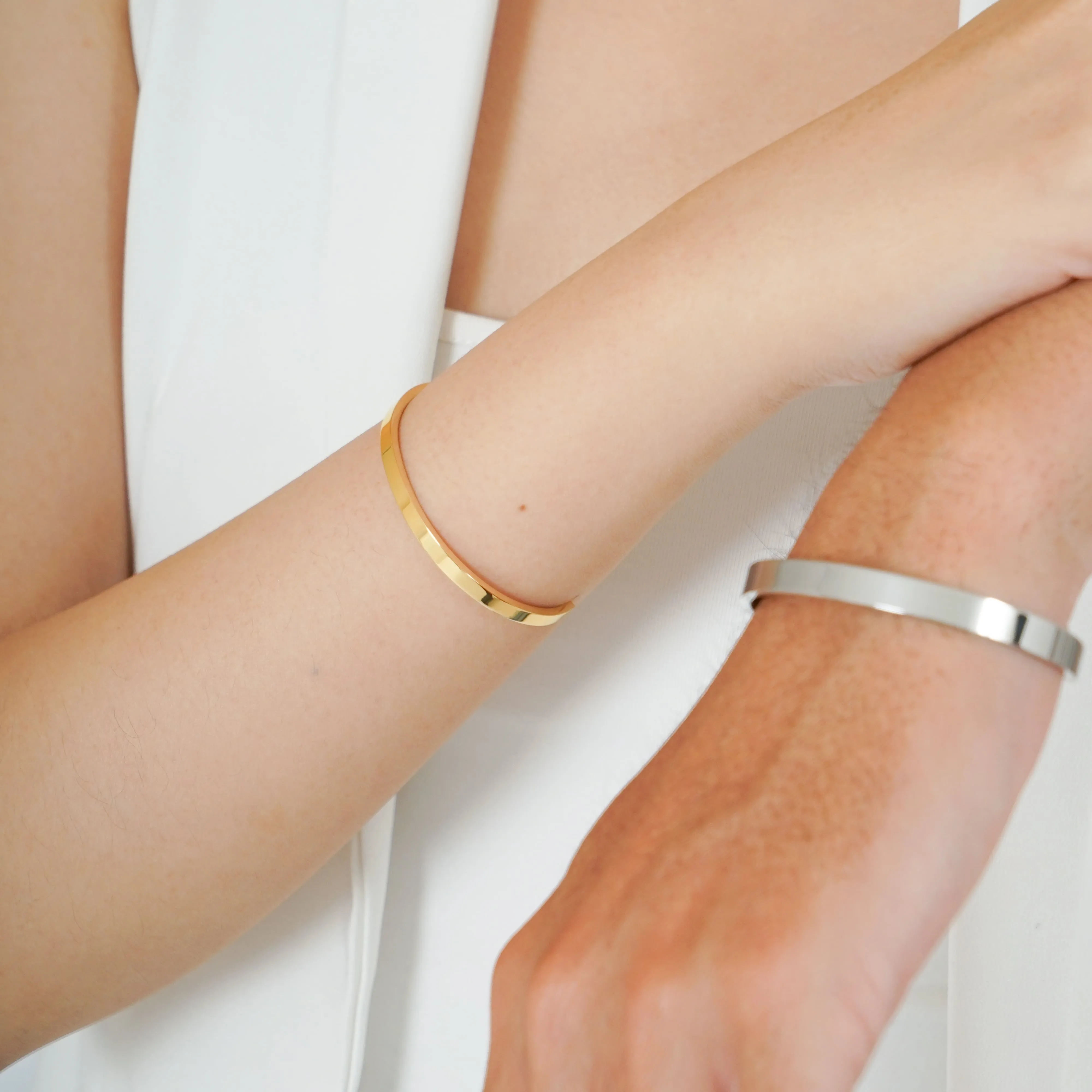 Signature Bangle Couple Set