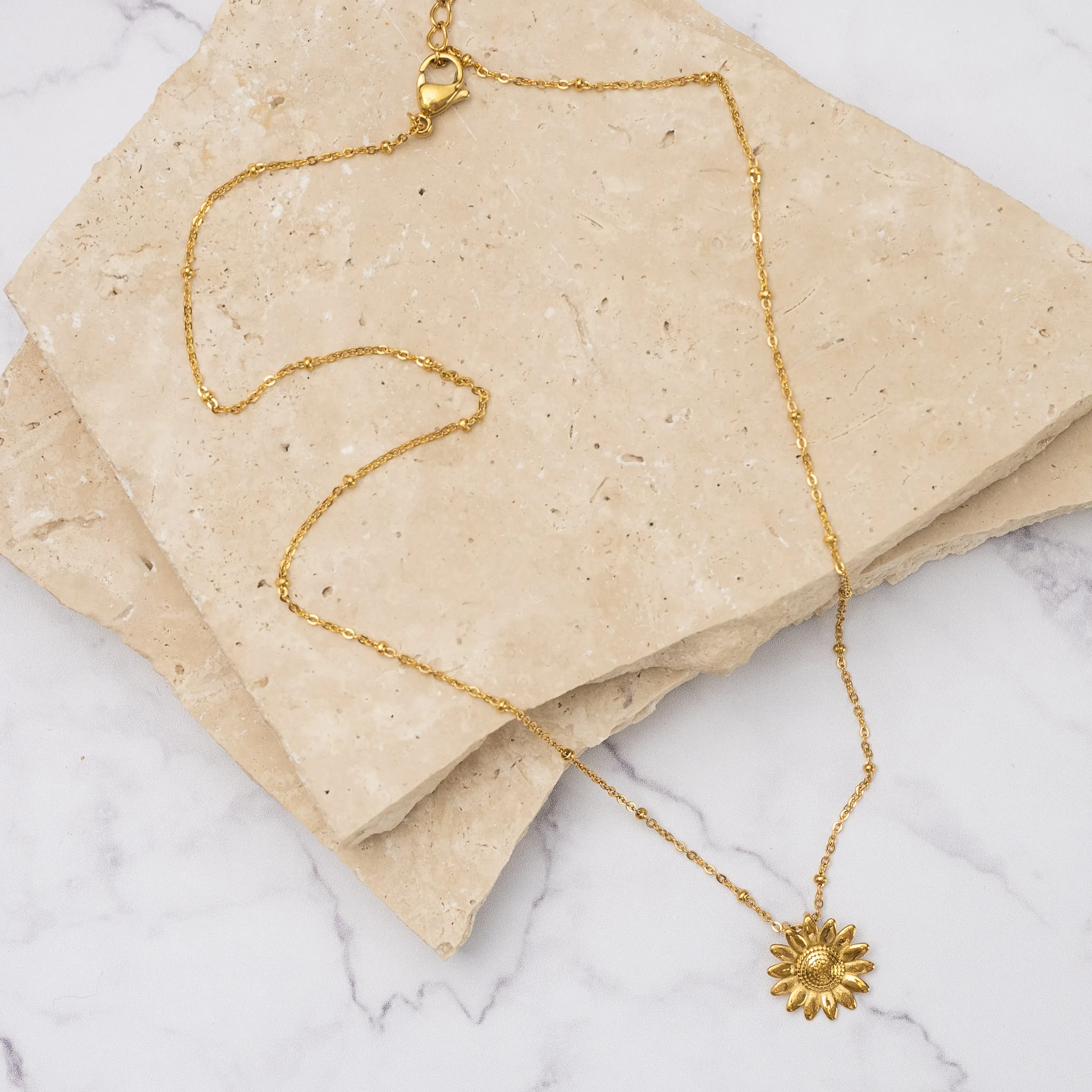 Sunflower 18k gold plated mini necklace