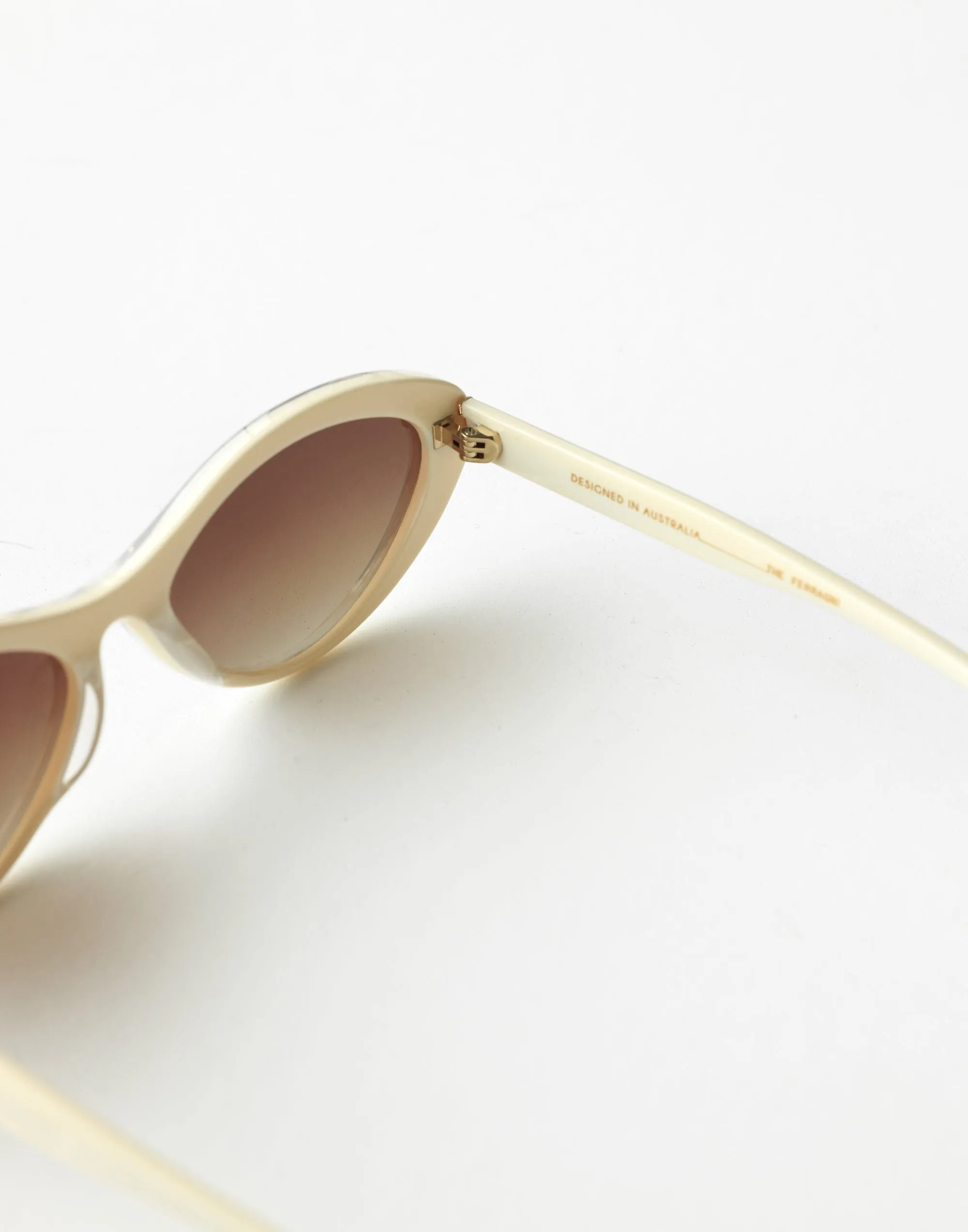 The Ferragni Sunglasses (Cream Tort Honey Fade) - By Banbé