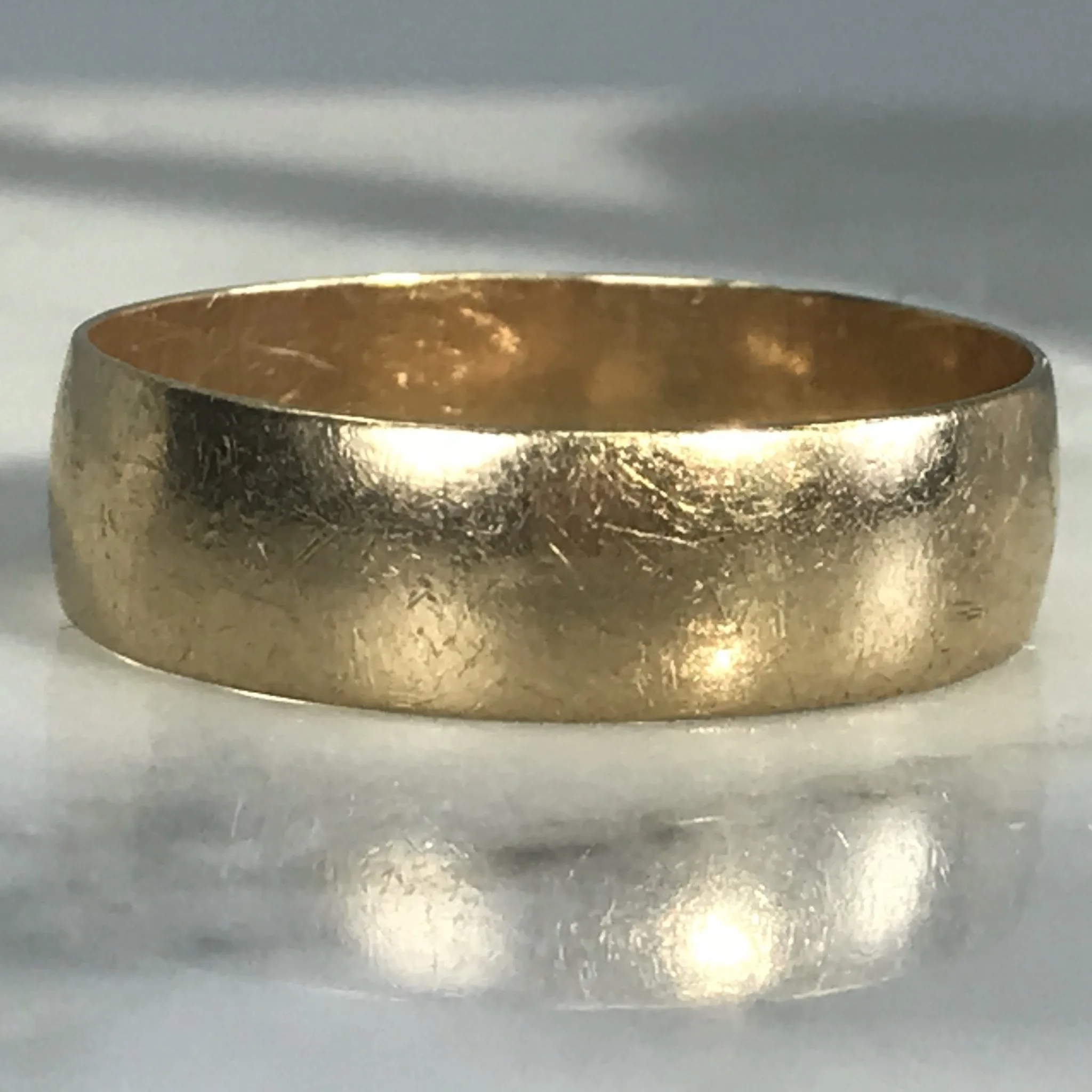 Vintage Mens Gold Wedding Band. Thumb Ring. Stacking Band. Estate Jewelry. Size 10. 1930s