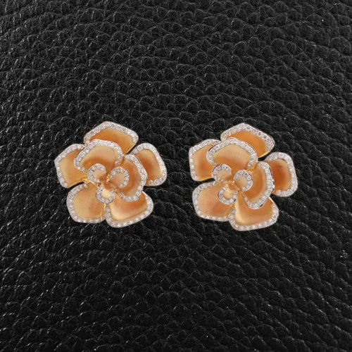 Yellow Gold & Diamond Flower Earrings